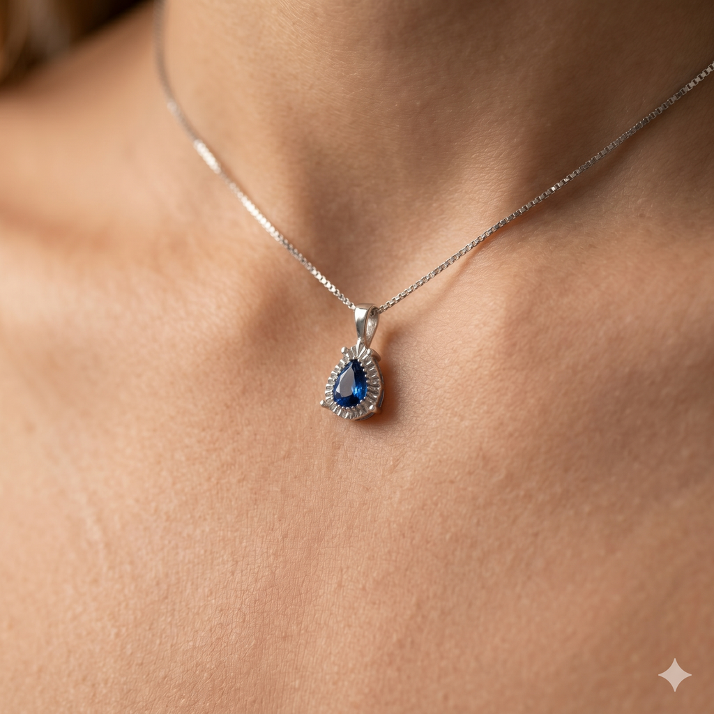 Collana Donna in Oro 18 Carati con Zaffiro.