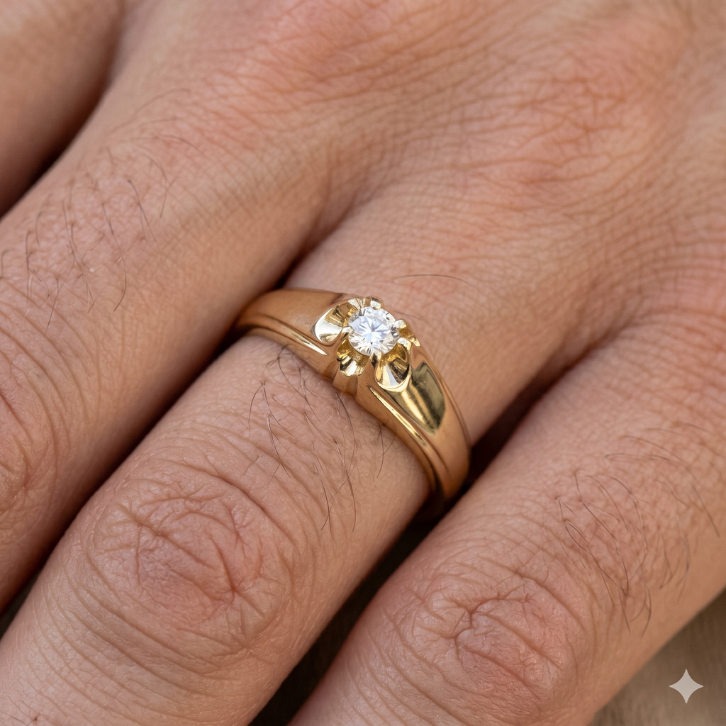 Anello Uomo in Oro Giallo 18 Carati con Zircone Bianco di 5 Grammi.